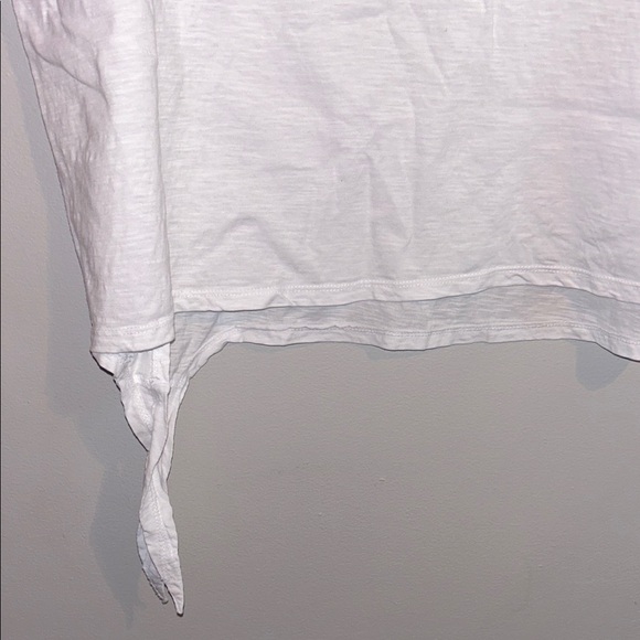 Chic White Sleeveless Tank Top - Picture 4 of 5